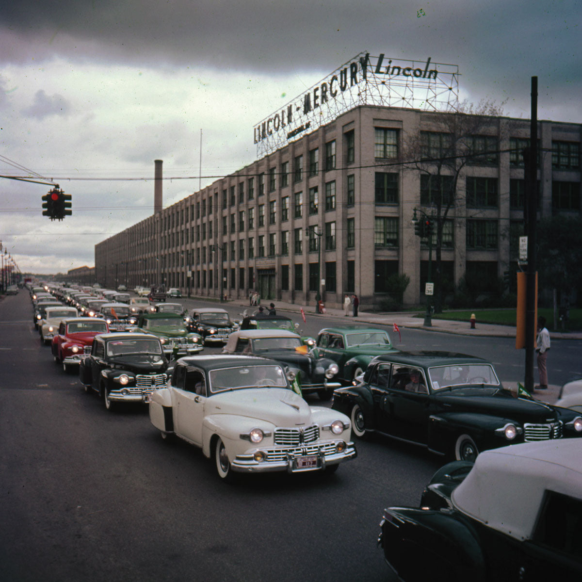 1954 Continental Club Day at Lincoln Plant 0401-1560