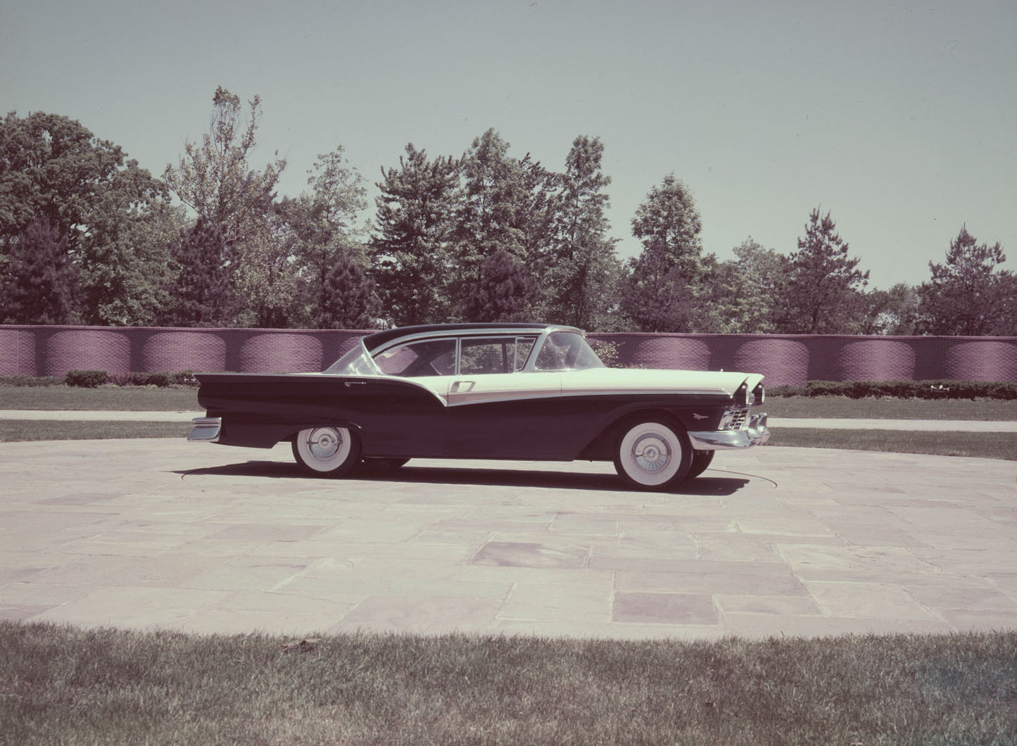 1956 Ford Fairlane four-door 0401-1757