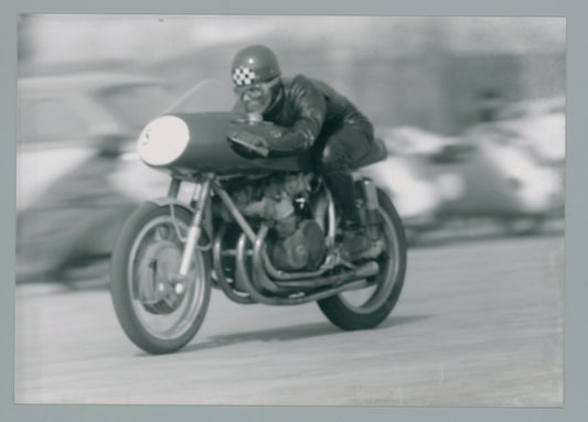 Gilera Four Motorcycle Race Poster 0000-4835