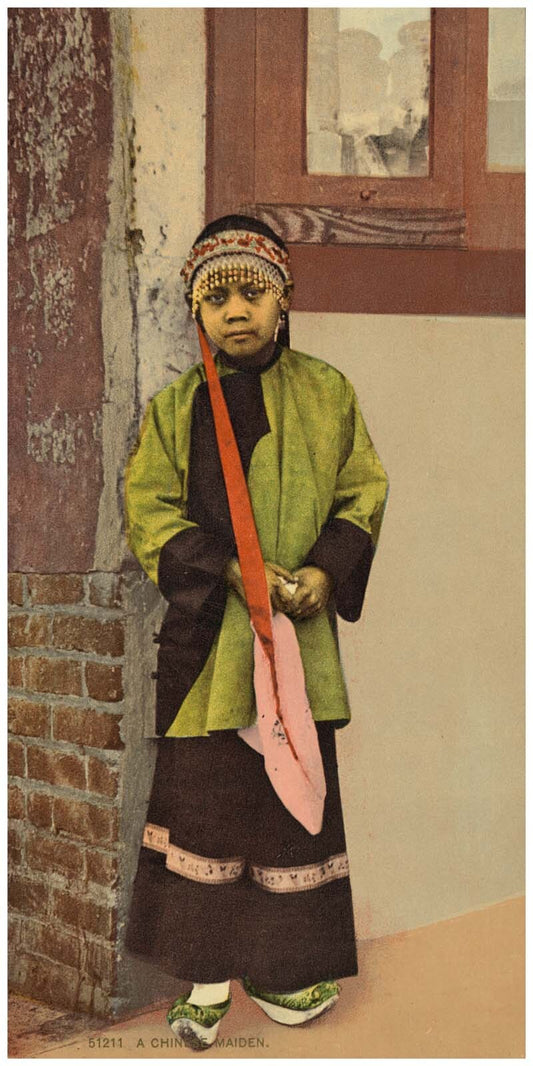 A Chinese maiden 0400-2593