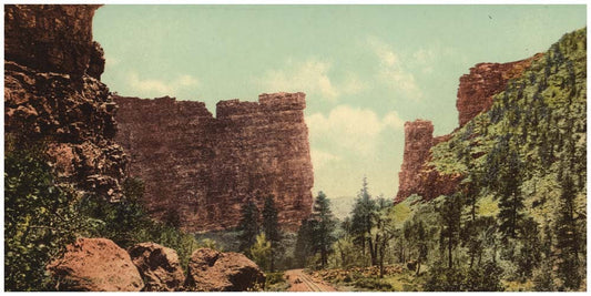 Castle Gate, Utah 0400-2648