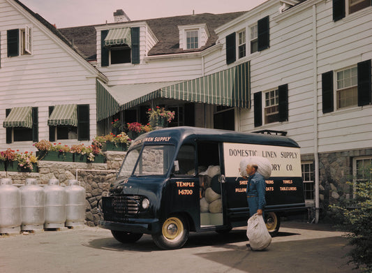 1949 Ford panel delivery at Oakland Hills Country 0401-1149
