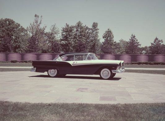1956 Ford Fairlane four-door 0401-1757