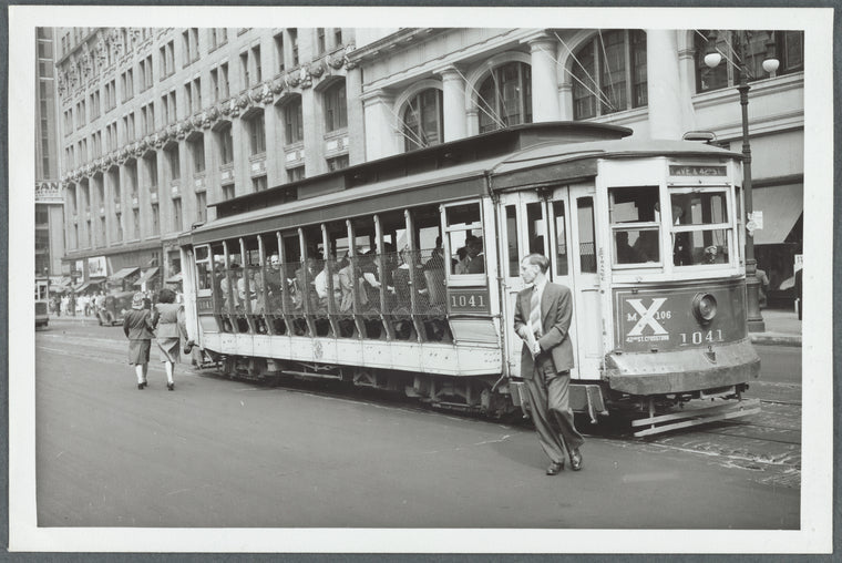 Street car on 42nd Street, between 5th and 6th Avenue, New York