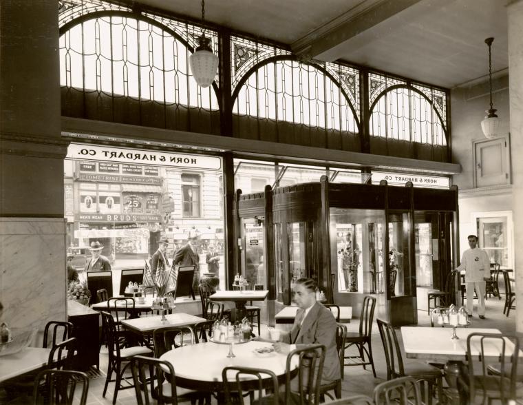 115 East 14 St. Revolving door installed. Feb. 1, 1935.