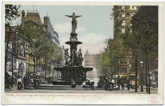 Fountain Square and Tyler-Davidson Fountain, Cincinnati, Ohio