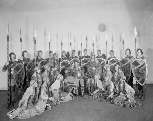 Constance Carpenter (Demoiselle Alisande La Carteloise), Jack Thompson (Sir Galahad) and ensemble in A Connecticut Yankee